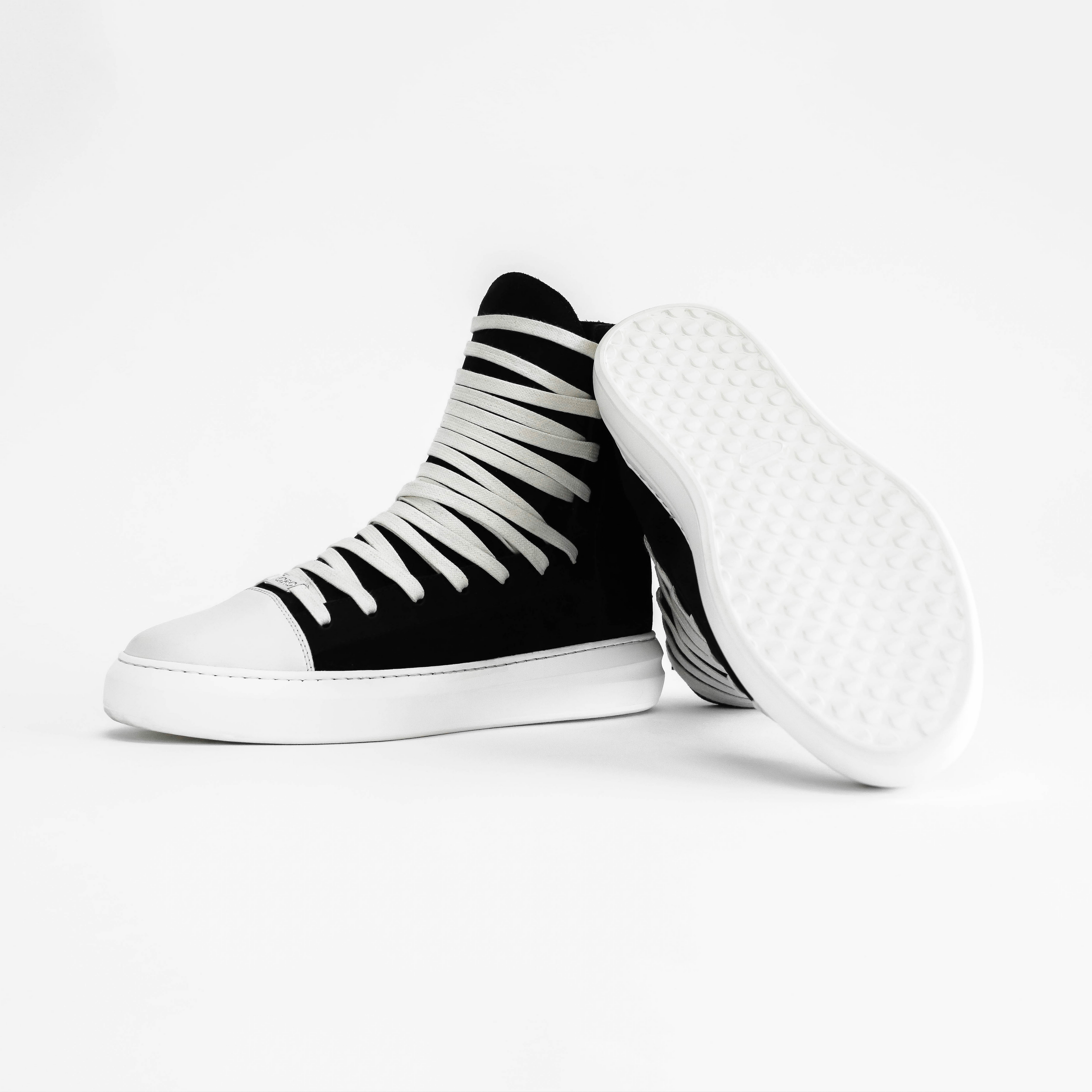THE VALENCIA SNEAKERS