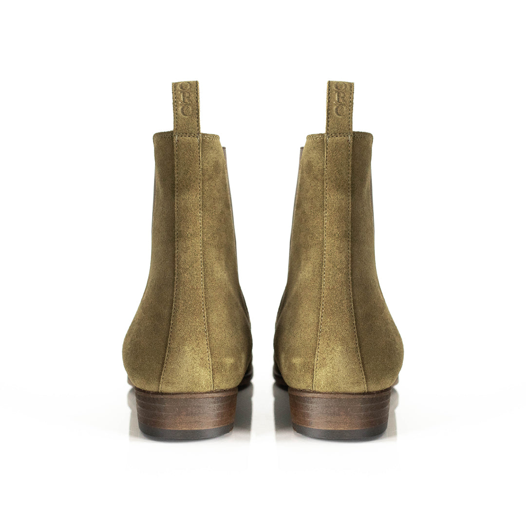 THE OLIVE GRANADA CHELSEA BOOTS